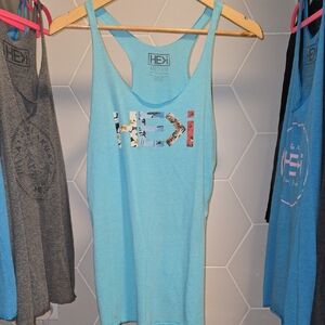 Women's HE>i Light Blue Tank Top